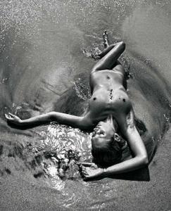 Intimate Portraiture – Beach Nude Photography