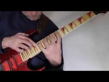 Niels Vejlyt’s – Sweep picking 8 finger tapping