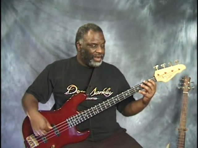 Tony Saunders - Beginning Bass